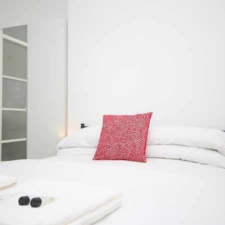 Barton Beachside - Stylish Studio Apartment, Double & Single - Central Beach & Promenade Location - Over 21'S, Family Friendly Only, Id Required Blackpool Zewnętrze zdjęcie