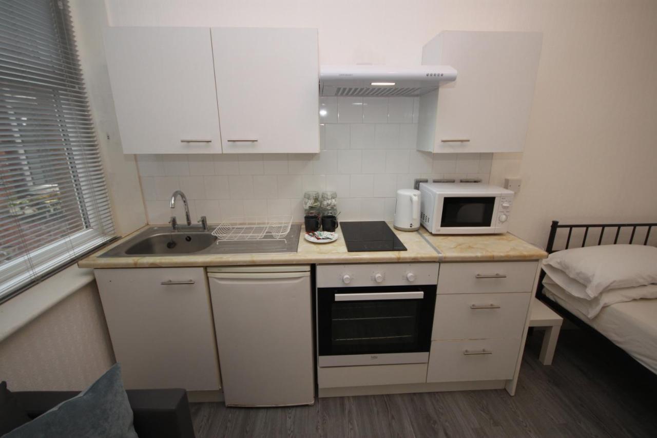 Barton Beachside - Stylish Studio Apartment, Double & Single - Central Beach & Promenade Location - Over 21'S, Family Friendly Only, Id Required Blackpool Zewnętrze zdjęcie
