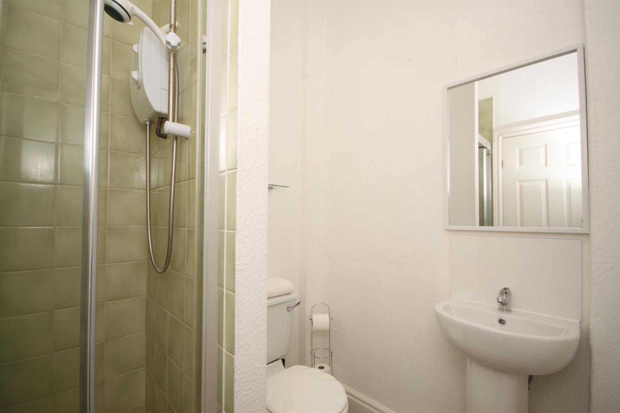 Barton Beachside - Stylish Studio Apartment, Double & Single - Central Beach & Promenade Location - Over 21'S, Family Friendly Only, Id Required Blackpool Pokój zdjęcie