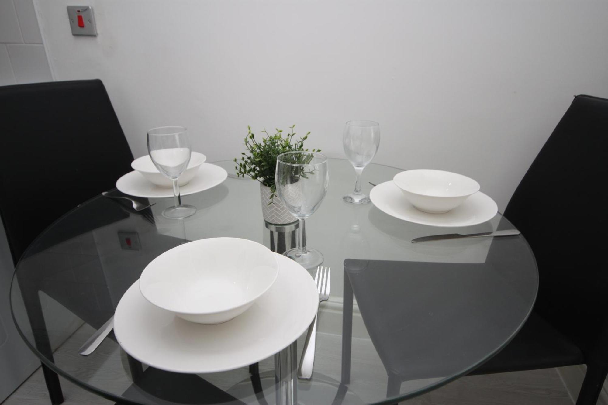 Barton Beachside - Stylish Studio Apartment, Double & Single - Central Beach & Promenade Location - Over 21'S, Family Friendly Only, Id Required Blackpool Zewnętrze zdjęcie
